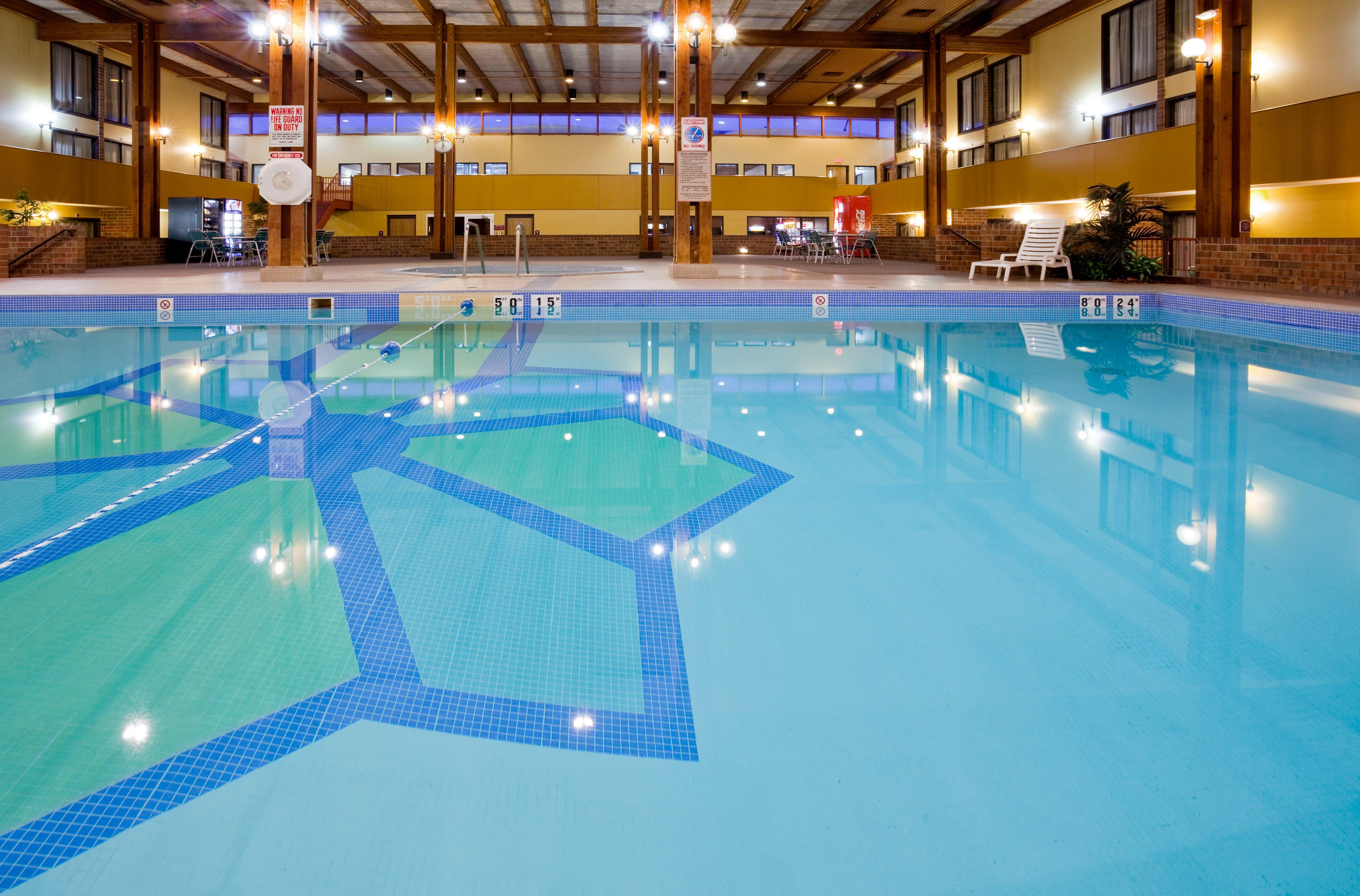 & By Ihg Saint Cloud