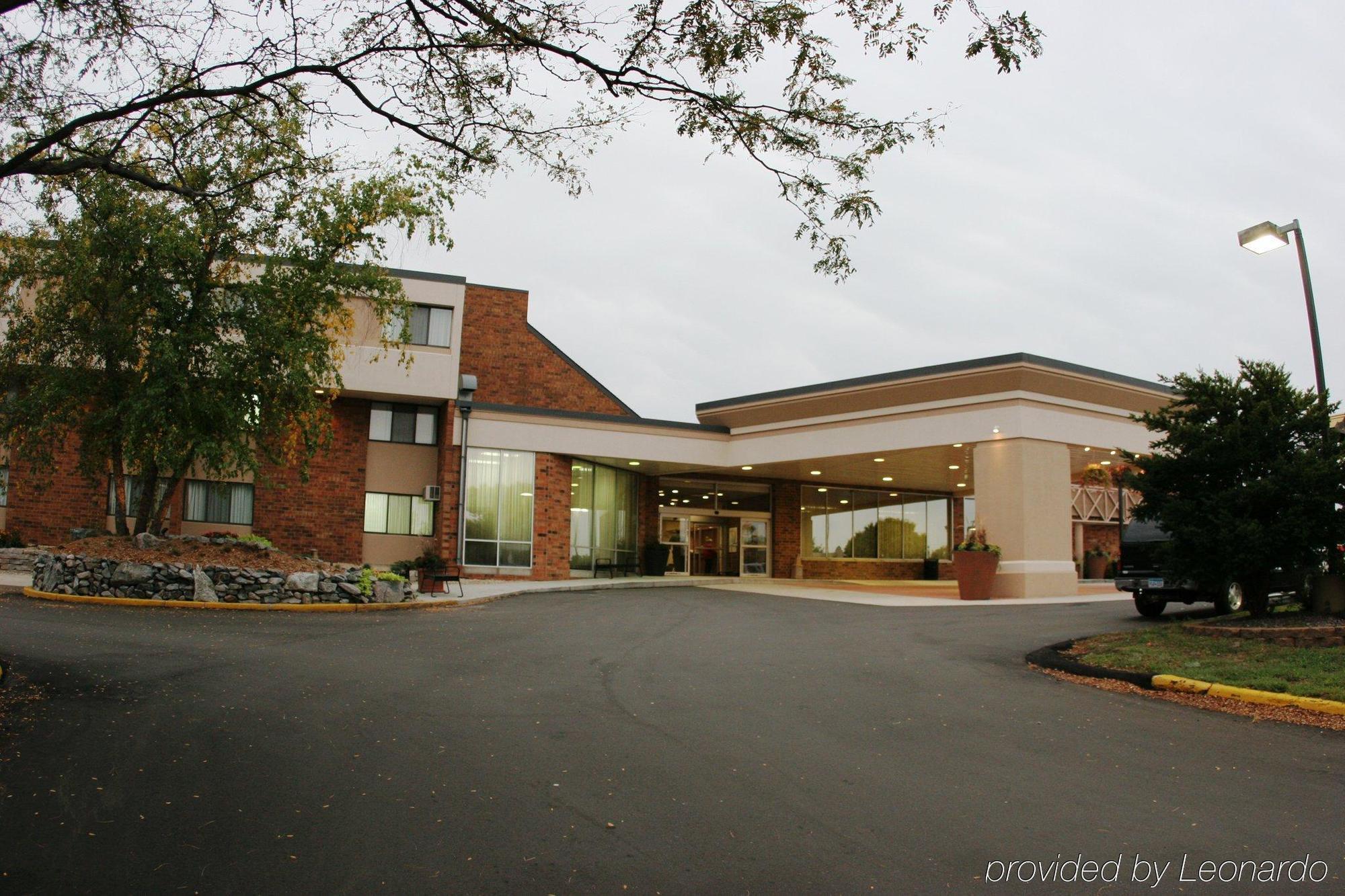 & By Ihg Saint Cloud