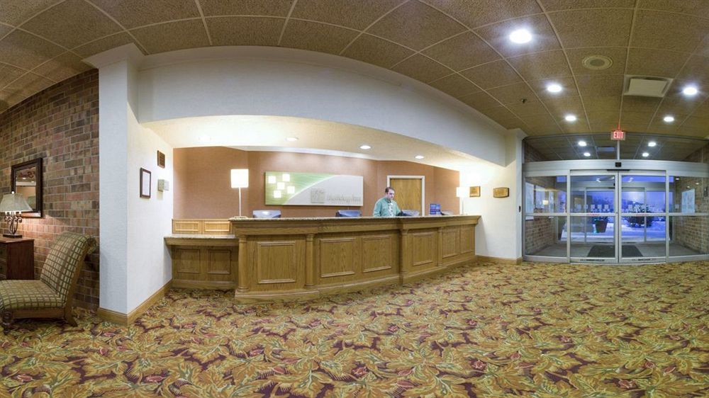 & By Ihg 3* Saint Cloud